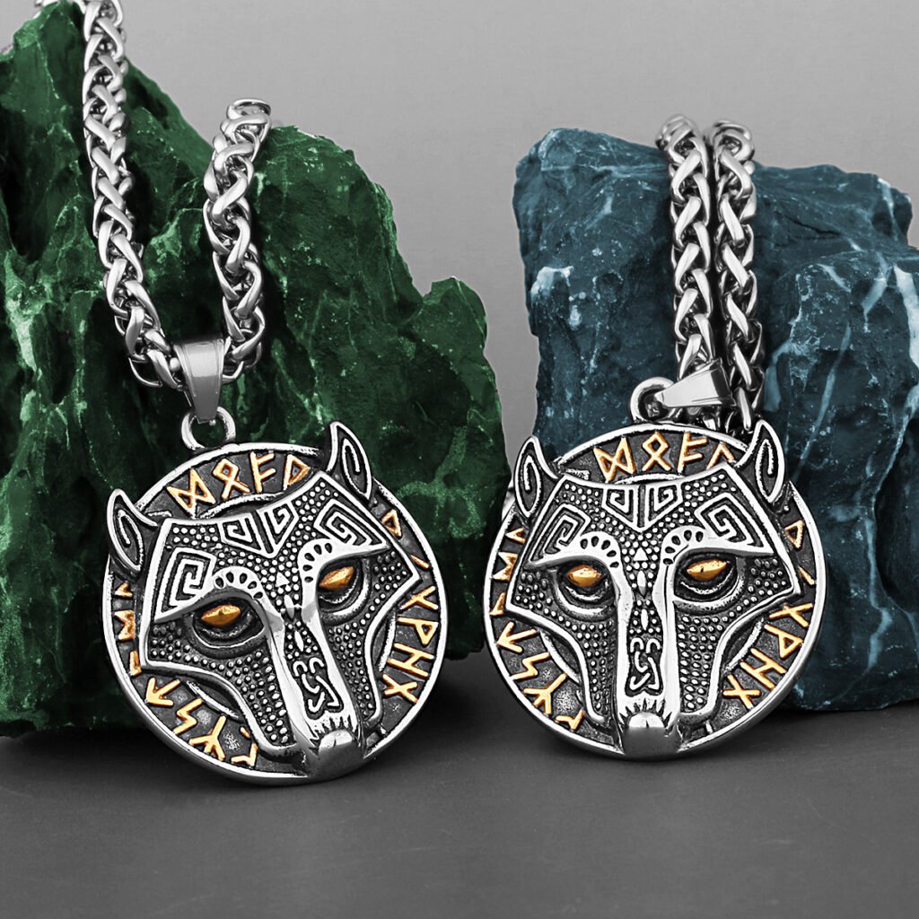 Pendentif viking tête de loup style retro