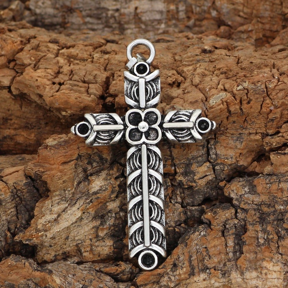 Pendentif Croix Viking Vieillie avec chaine en alliage