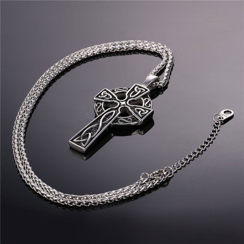 Pendentif Croix Celtique en Acier Inoxydable chaine robuste