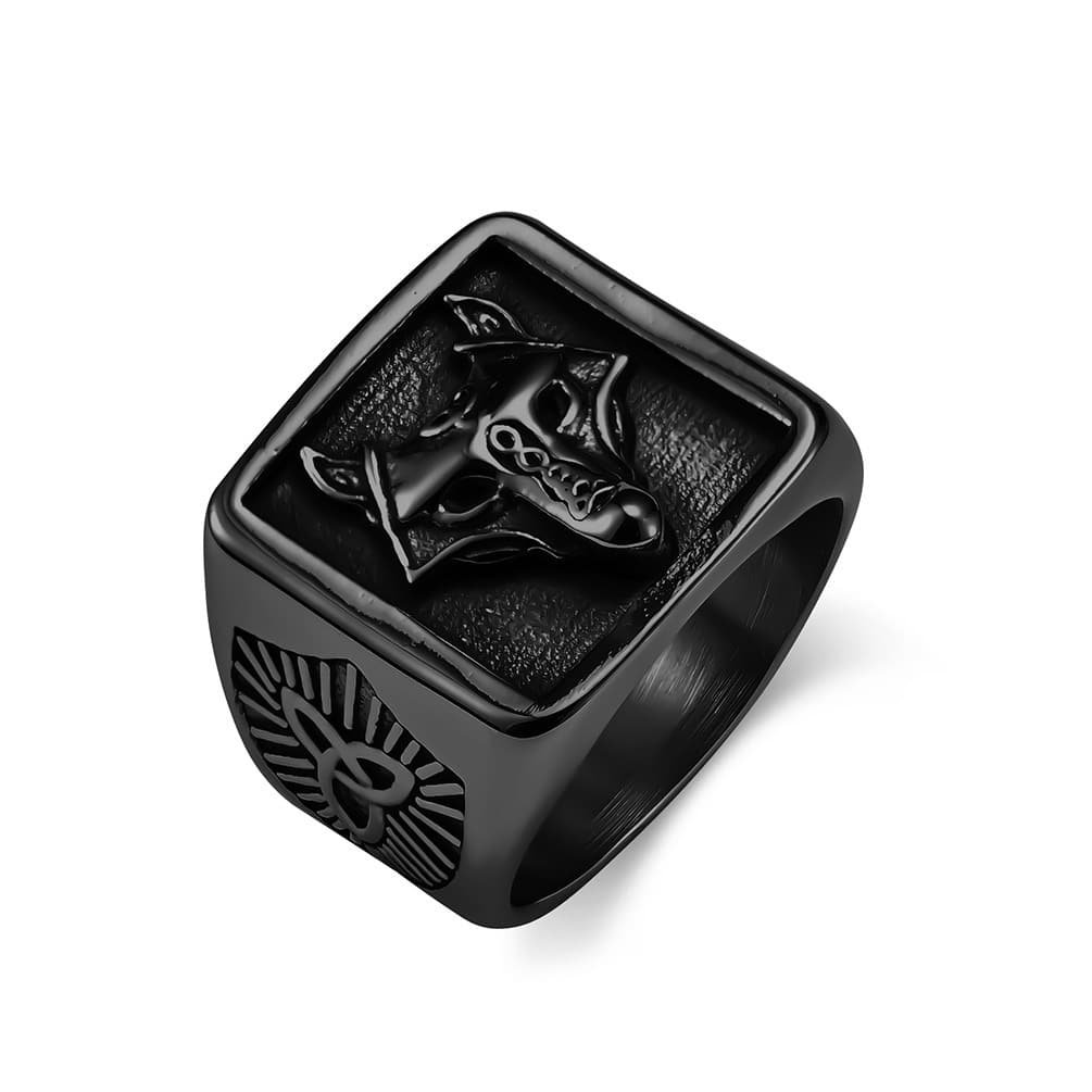 Chevalière viking en acier titane avec motif tête de loup et triangles noir