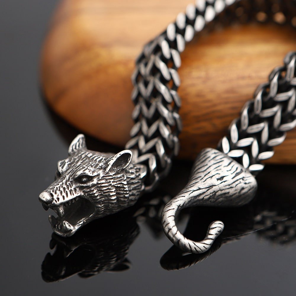 Collier Viking Tête de Loup Finition noir