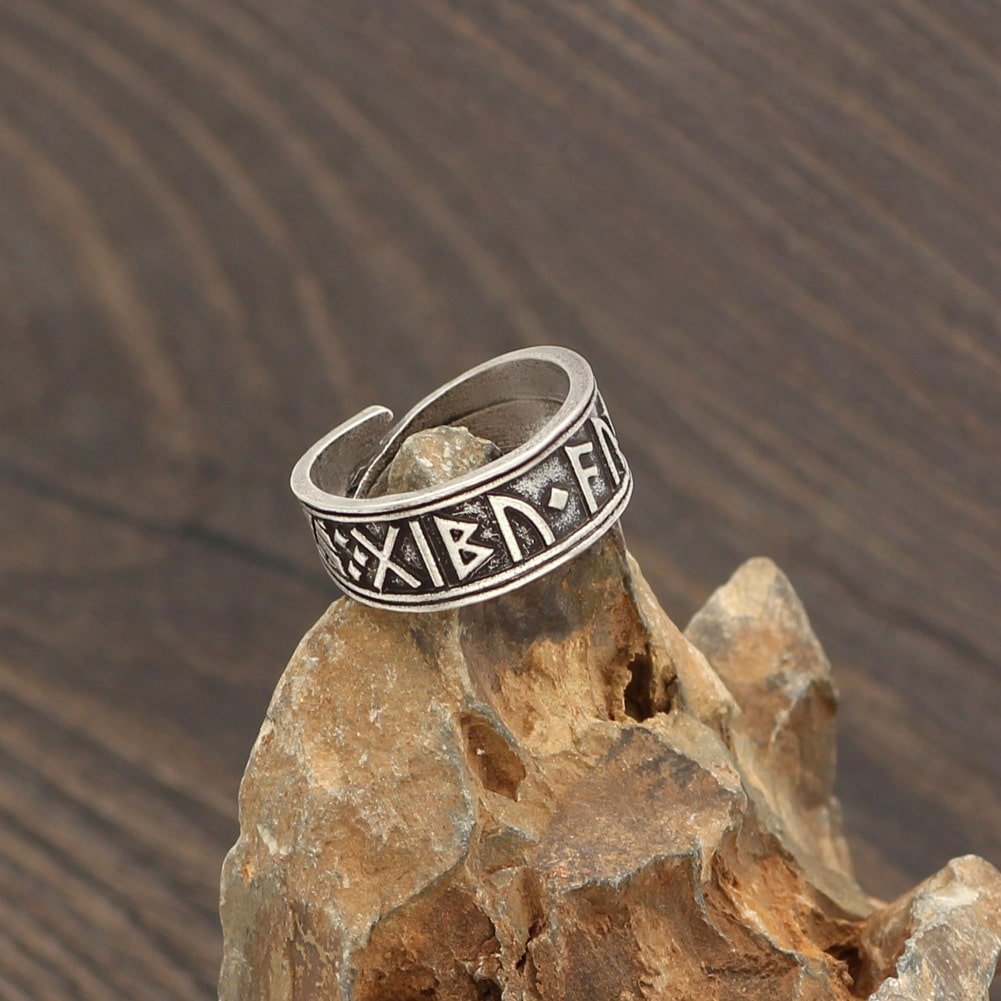 Bague viking ajustable en alliage