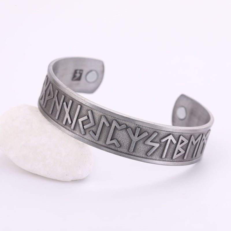 Bracelet Viking Runes