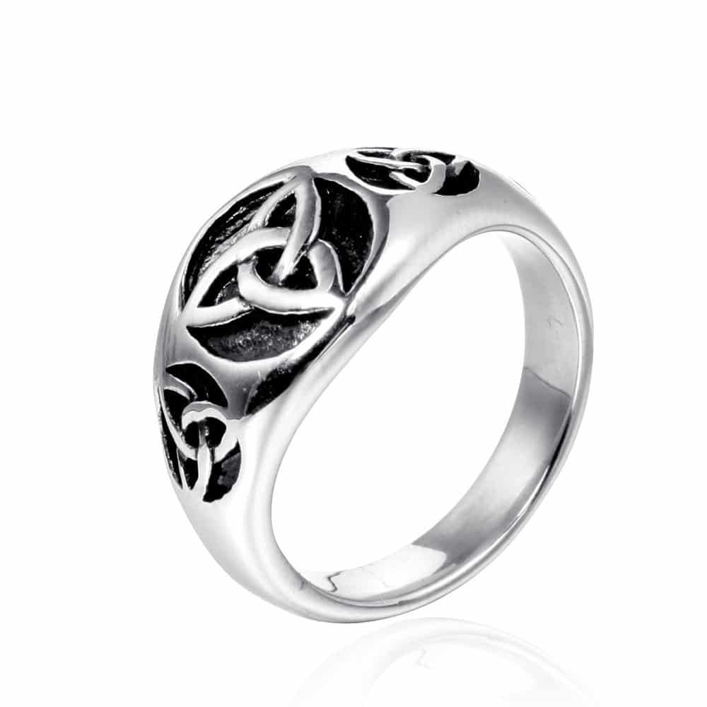 Bague viking argenté motif triskel