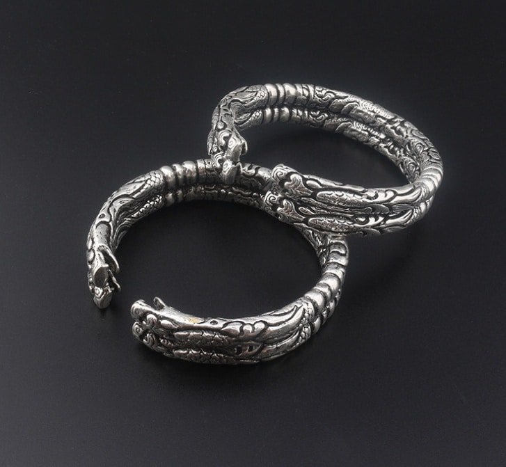 Bracelet viking argent design élégant et ajustable