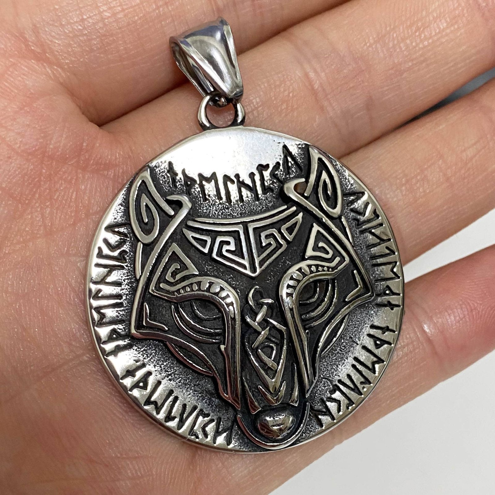 Pendentif Viking Tête de Loup argenté sans chaine