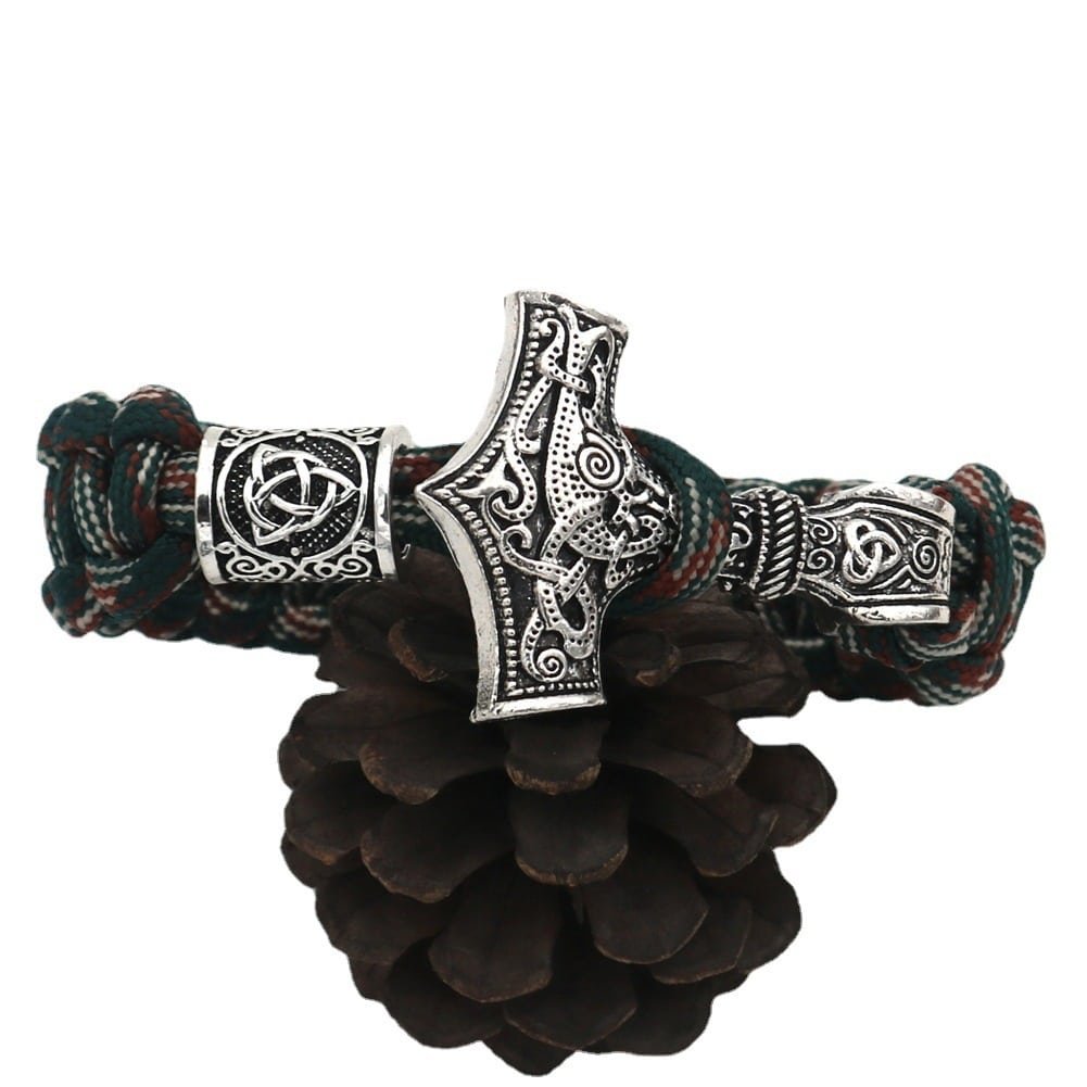 Bracelet viking fermoir en forme de hache cordon tressé