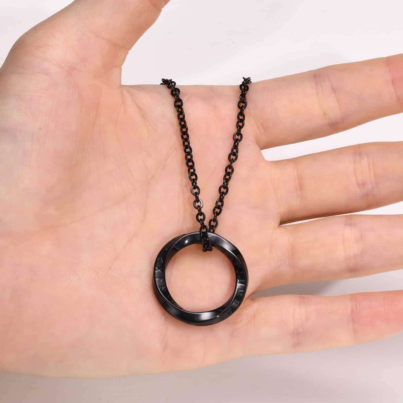 Collier Viking rond noir unisexe
