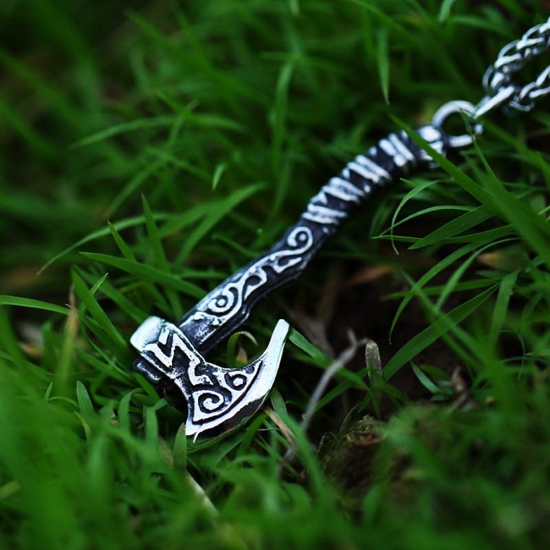 Pendentif Viking Hache en Acier Inoxydable