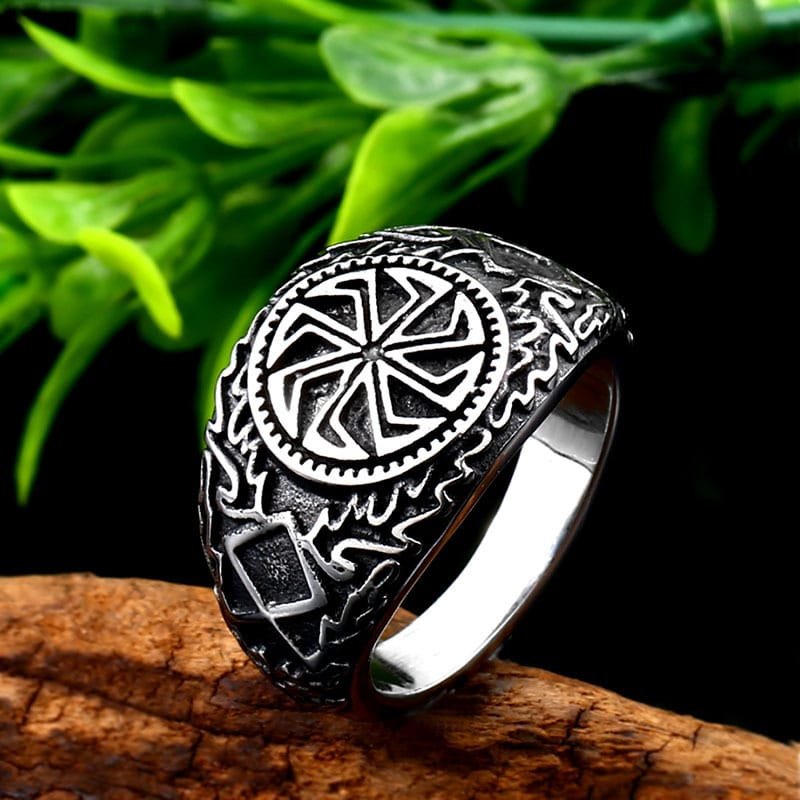 Bague viking motif celtique en acier inoxydable