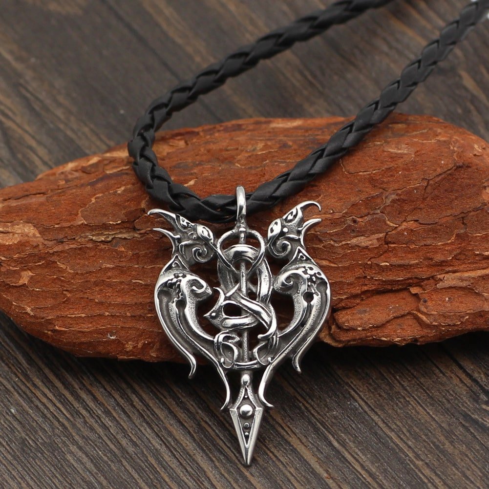 Collier viking motif celtique style retro