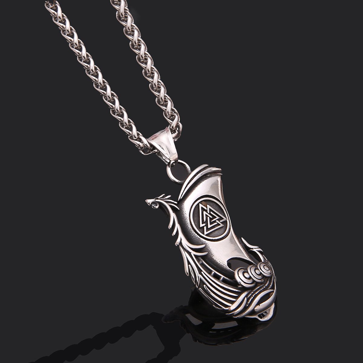 Pendentif Viking Bateau Long chaine ajustable