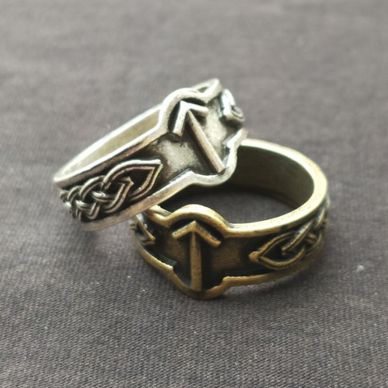 Bague Viking Rune Tiwaz - Symbole de Force et de Courage argenté et bronze