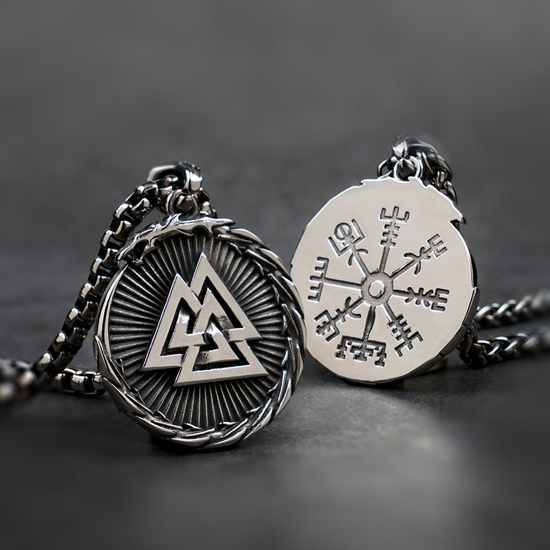 Pendentif Viking Valknut en Acier Titane argenté