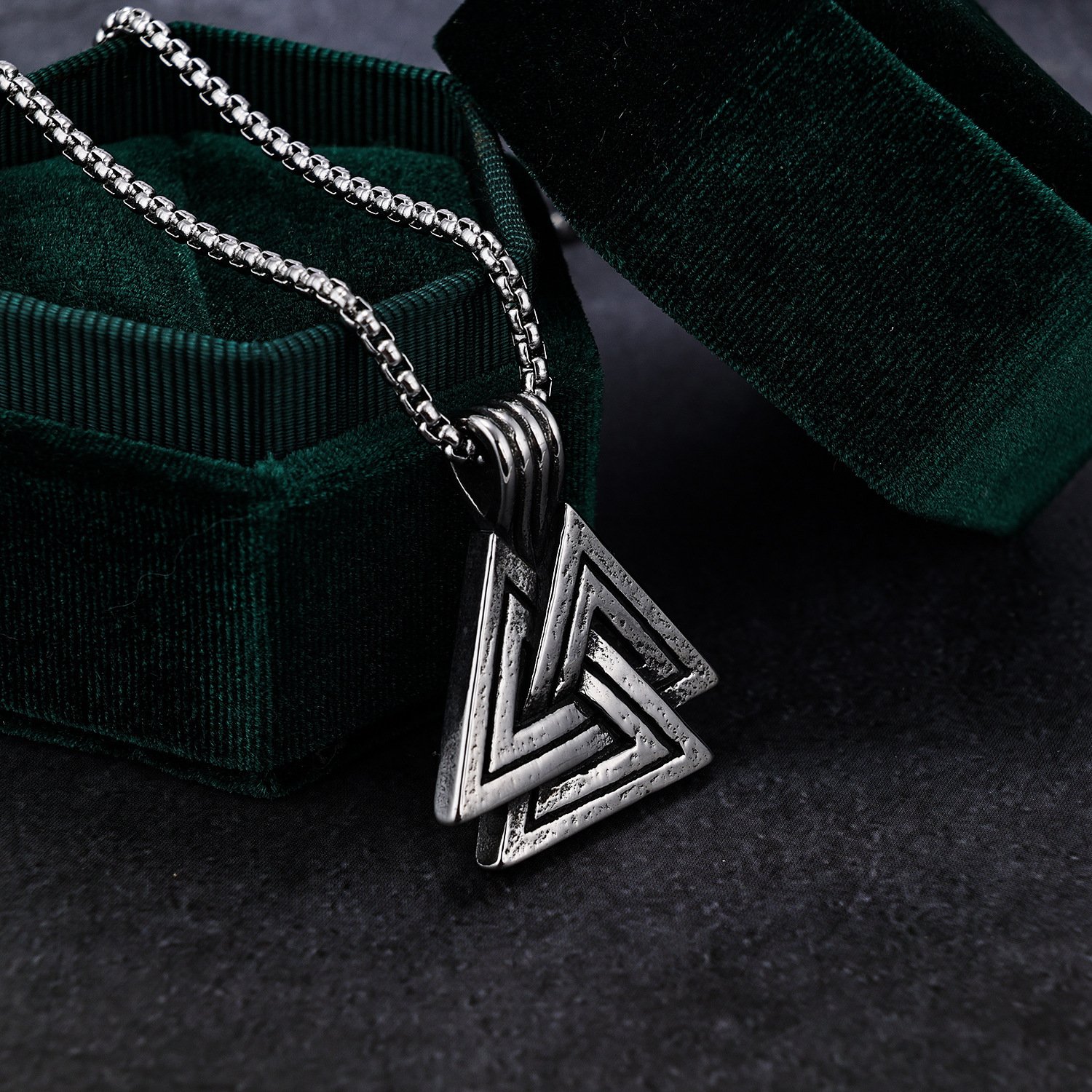 Pendentif Viking Valknut en Acier Inoxydable style ancien