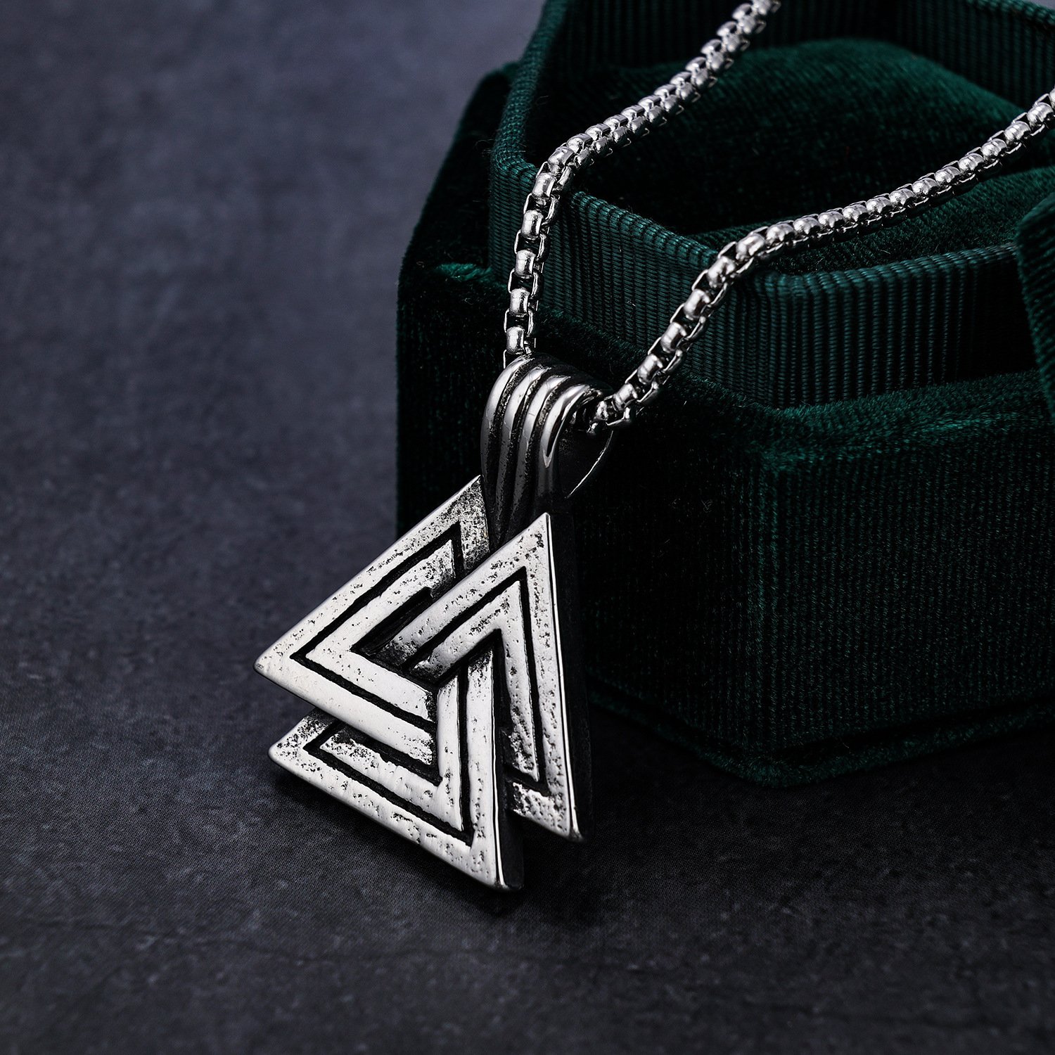 Pendentif Viking Valknut en Acier Inoxydable style retro