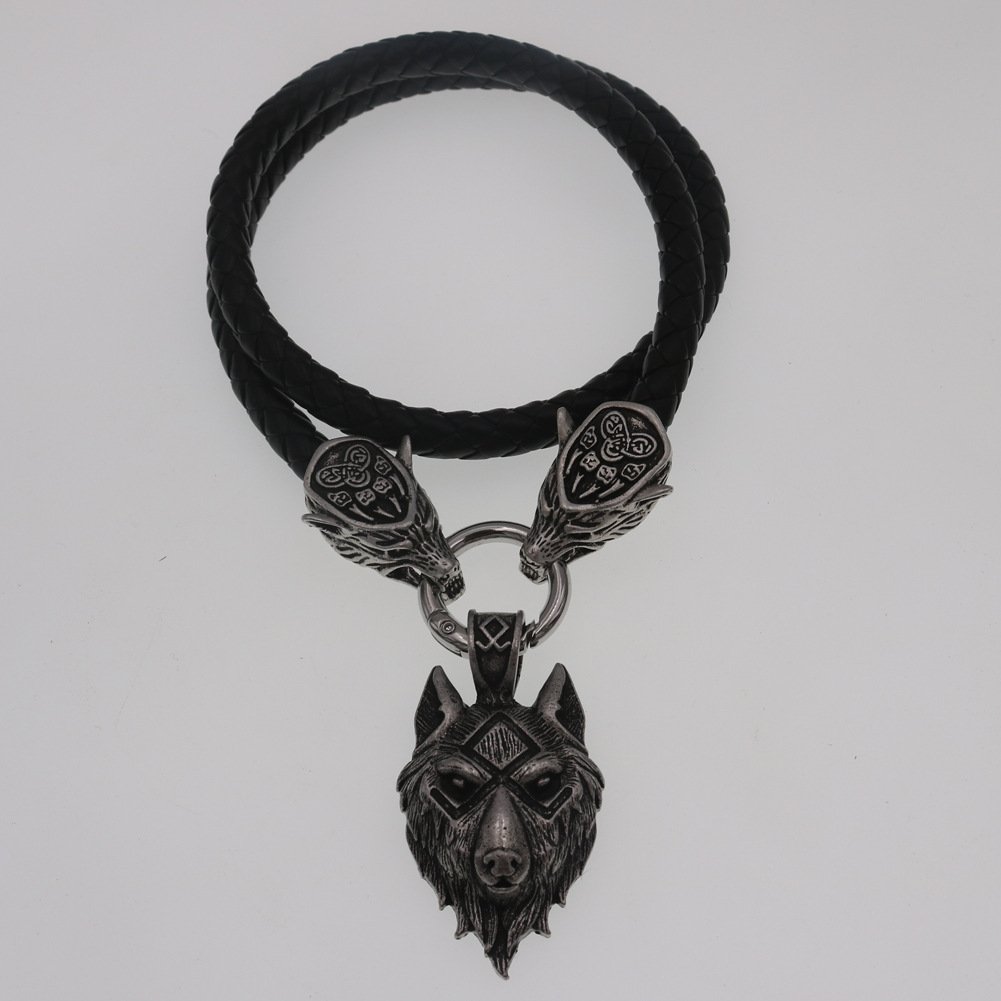 Pendentif Viking Tête de Loup et Runes fenrir