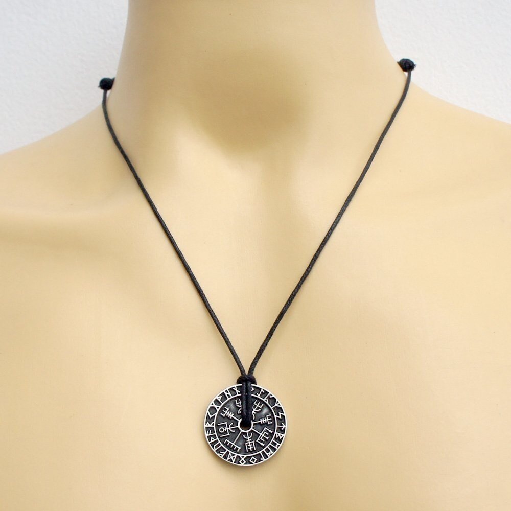 Pendentif Vegvisir Viking - Votre Boussole Spirituelle avec cordon