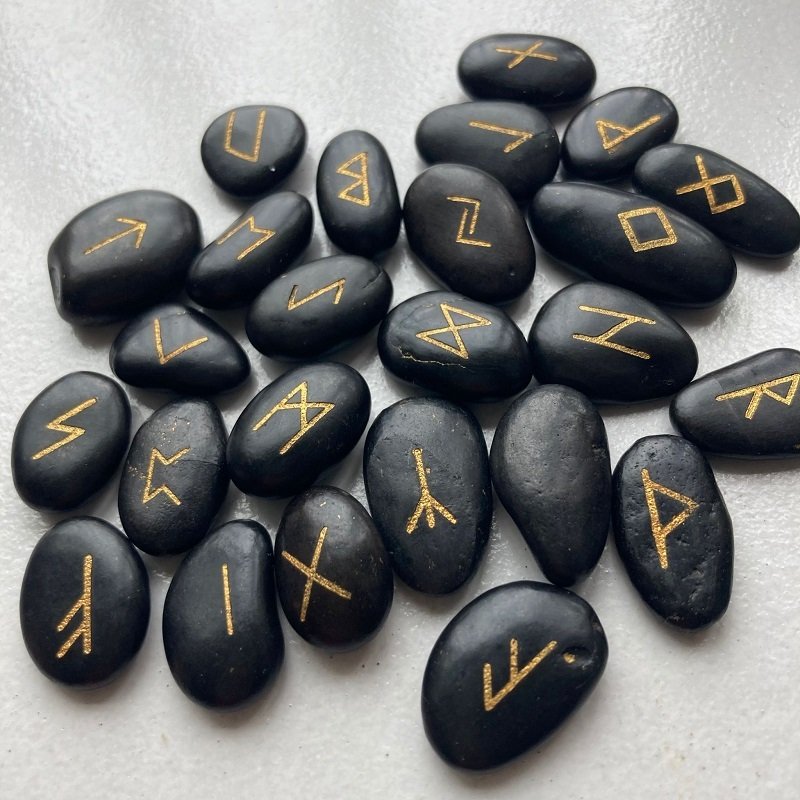 Jeu de Runes Vikings en Pierres Naturelles