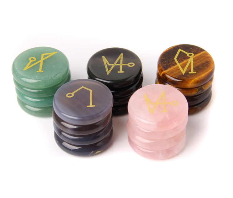 Pierres d'Oeil de Tigre Gravées symboles vikings