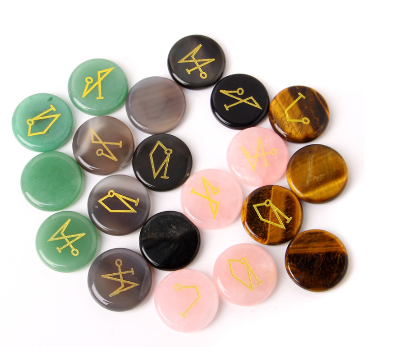 Pierres d'Oeil de Tigre Gravées propriétés protectrices