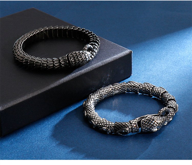 Bracelet Viking Jörmungand : Le Serpent d'Ymir en Acier Titane noir et argenté